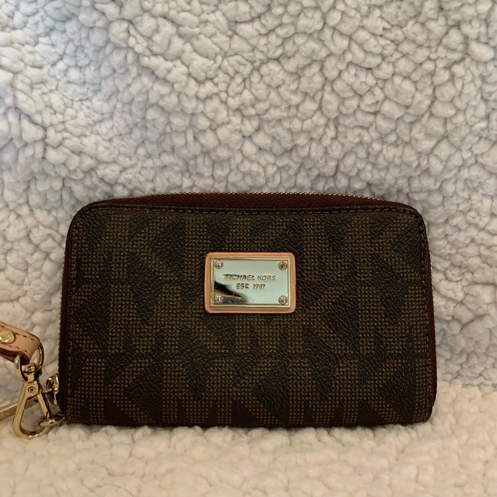 Michael Kors wristlet mini wallet